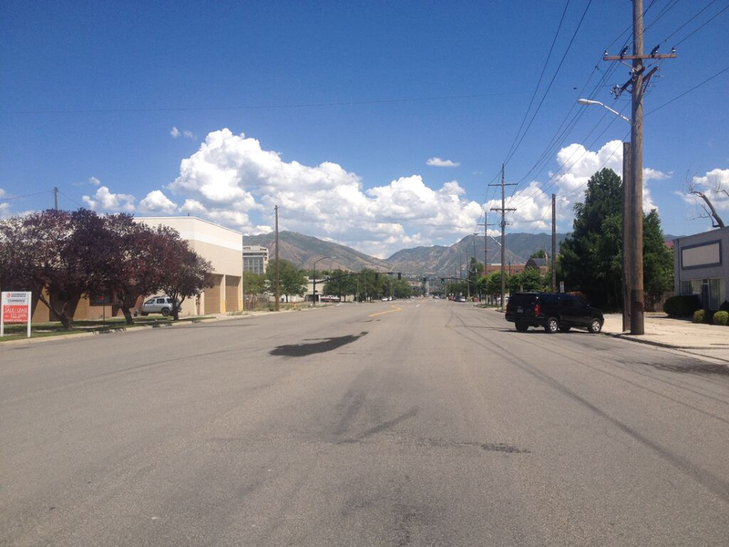 Illustration for article titled Salt Lake City Wants to Put Buildings In the Medians of Its Extra-Wide StreetsÂ